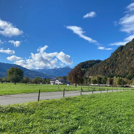 Unique Tiny Eco With Gorgeous Views To Jungfrau Massiv Hébergement de vacances *