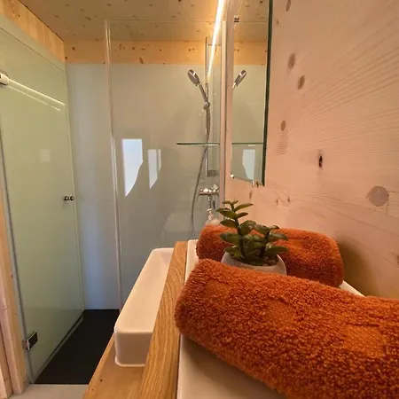 Unique Tiny Eco With Gorgeous Views To Jungfrau Massiv Feriehus