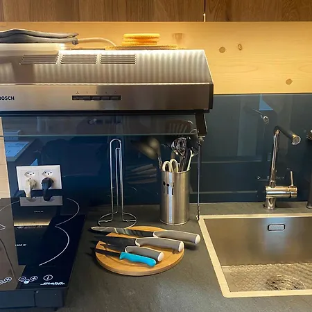 Dom wakacyjny Unique Tiny Eco With Gorgeous Views To Jungfrau Massiv