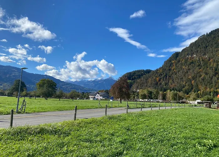Unique Tiny Eco With Gorgeous Views To Jungfrau Massiv Dom wakacyjny *